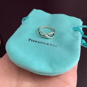 Tiffany & Co. Infinity Ring